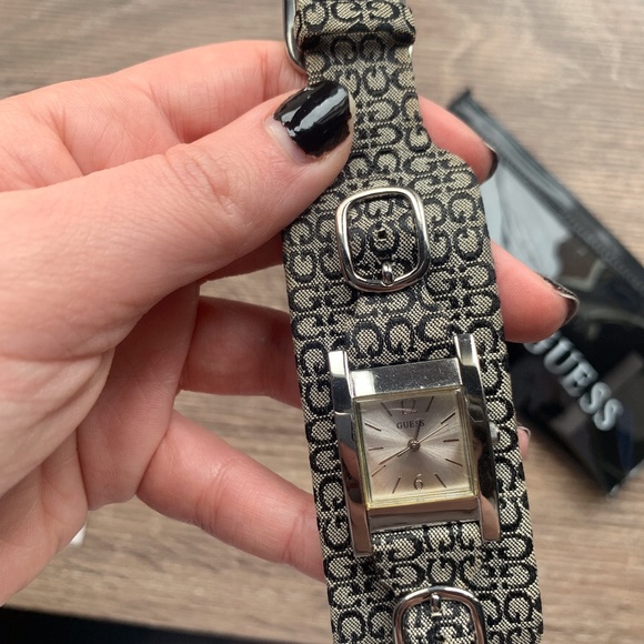 Guess vintage watch